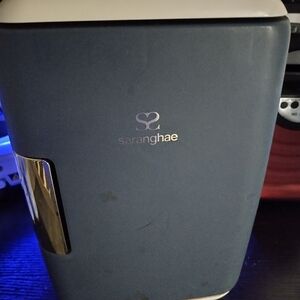 Saranghae Compact Mini Fridge in Matte Blue